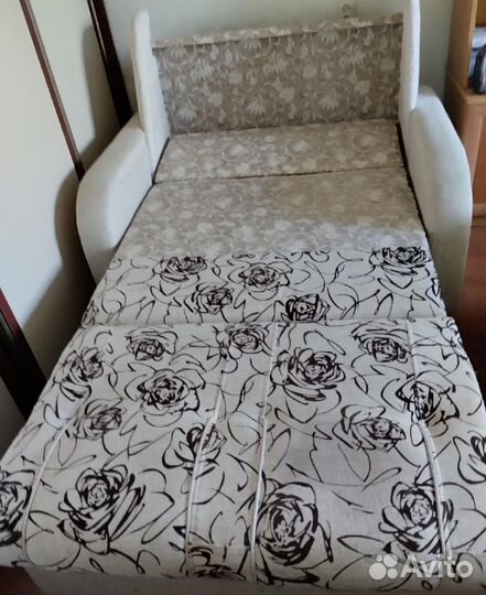 Продаю малогабаритный диван