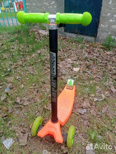 Самокат детский трехколесный