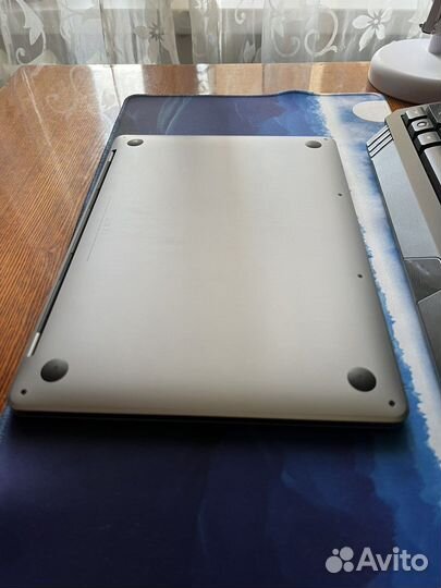 Apple MacBook Pro 13 2019