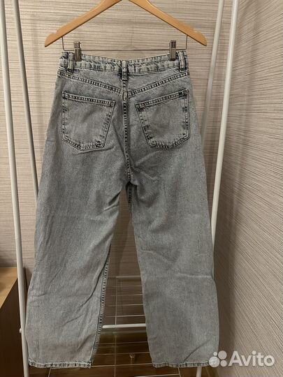 Джинсы