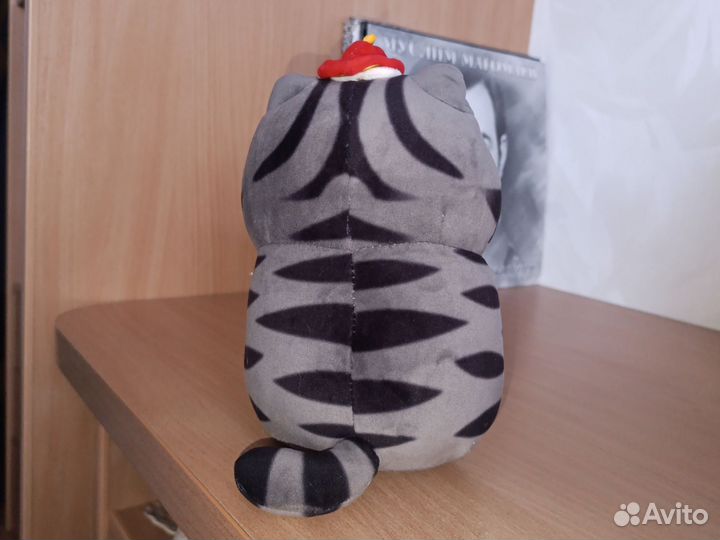 Плюшевый кот