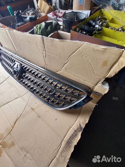 Решётка радиатора Toyota Altezza GXE10; SXE10