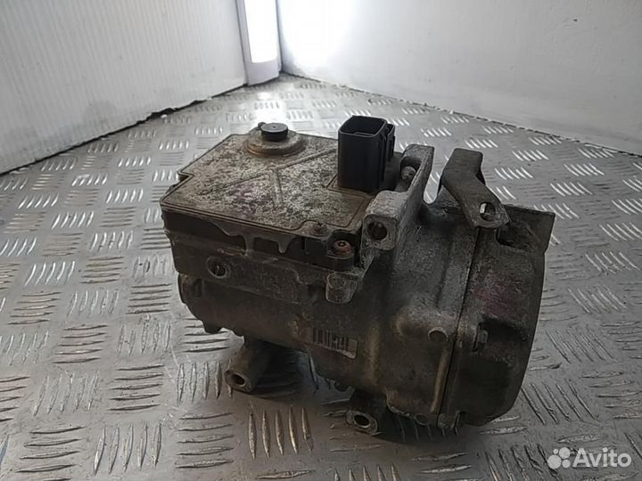 Компрессор системы кондиционирования Toyota Camry