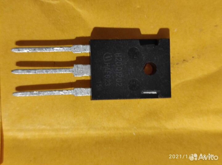 Транзистор H20Q1202