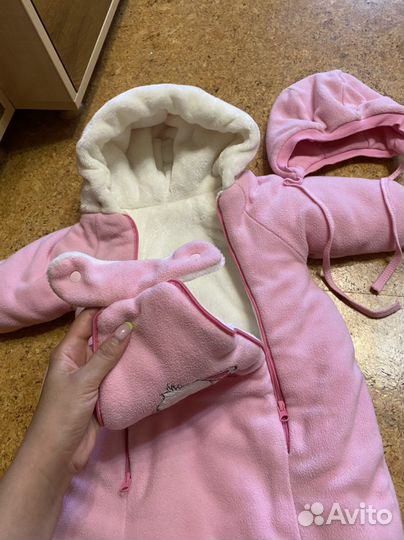 Комбинезон на выписку