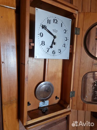 Часы настенные антикварные