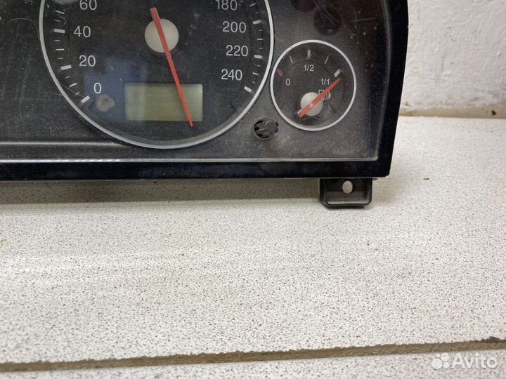 Панель приборов Ford Mondeo 3