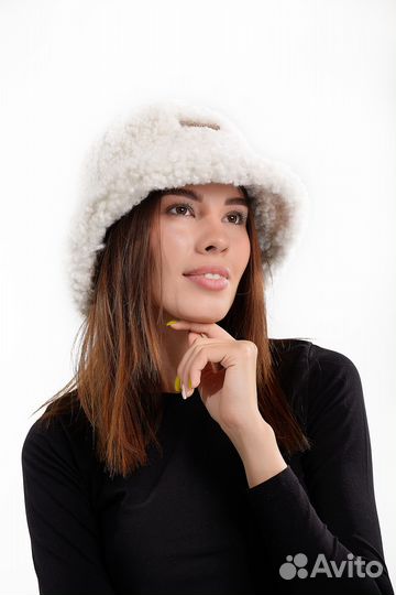 Панама женская из овчины 