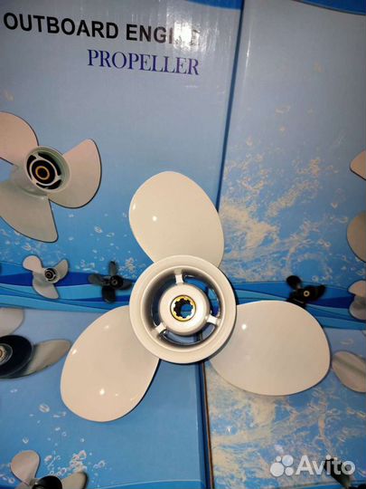 Винт Yamaha 9.9-15; F9.9-F20. (3x9-1/4x11)