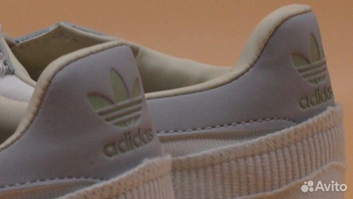 Кроссовки Adidas Retropy E5