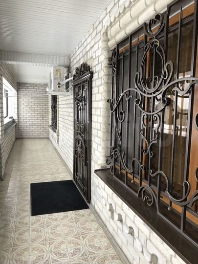 Дом 298 м² на участке 7 сот.