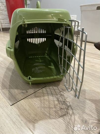 Переноска для животных пластиковая