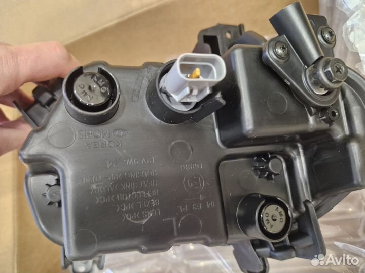 Противотуманная фара Hyundai Santa Fe 4 TM новая