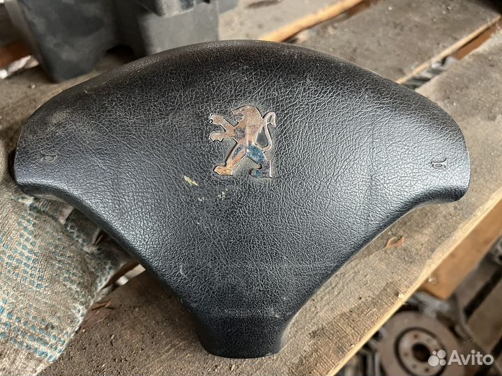 Зеглушка руля Airbag Peugeot 307 муляж