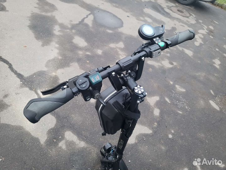 Электрический самокат Halten RS 02 V2