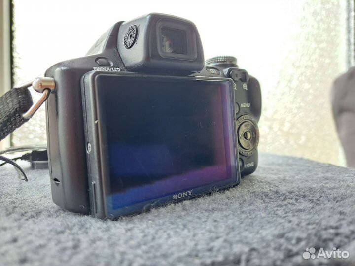 Компактный фотоаппарат Sony DSC H50