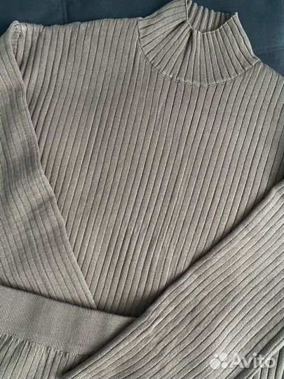 Костюм новый 42-46