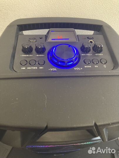 Блютуз колонка speaker zqs8210 с дефектом