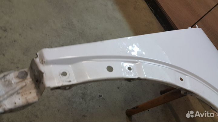Крыло переднее правое Mazda CX5 2016 года