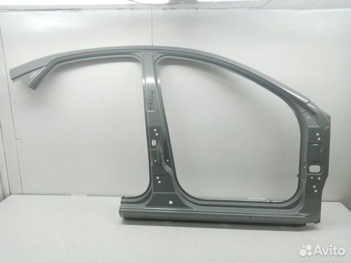 Панель боковая средняя правая LADA Vesta