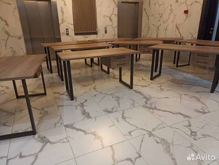 Мебель для офиса лофт