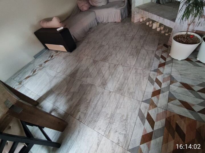 3-к. квартира, 102 м², 9/10 эт.