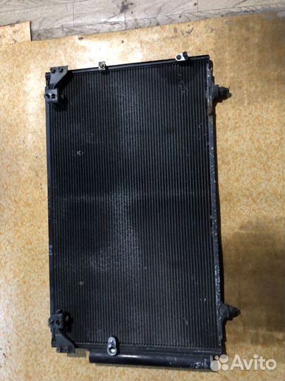 Радиатор кондиционера premio