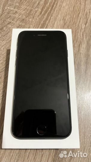 iPhone SE (2020), 64 ГБ