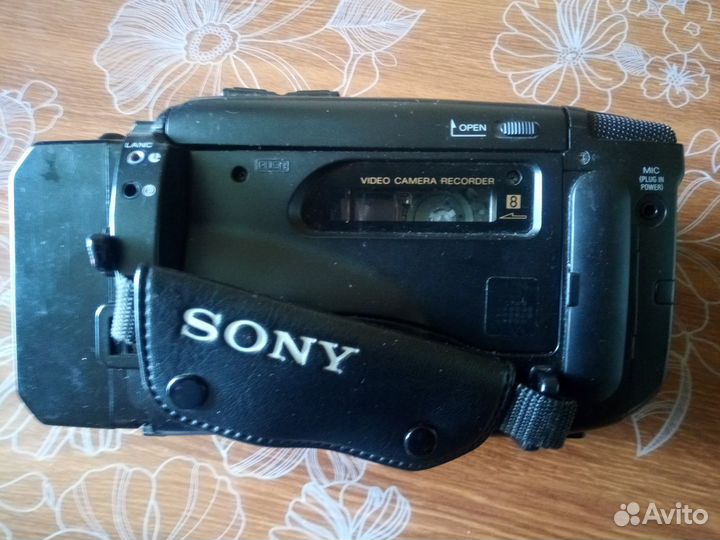 Видеокамера sony