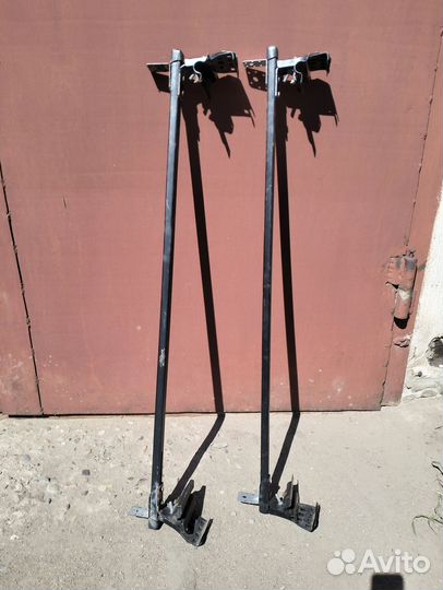 Продам автомобильные стойки на крышу