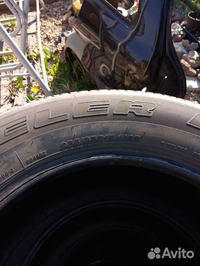 Bridgestone Dueler H/T 684 265/65 R17