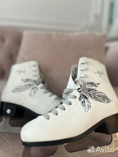 Коньки фигурные женские Nordway Sofia