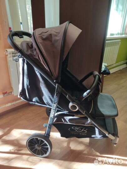 Прогулочная коляска