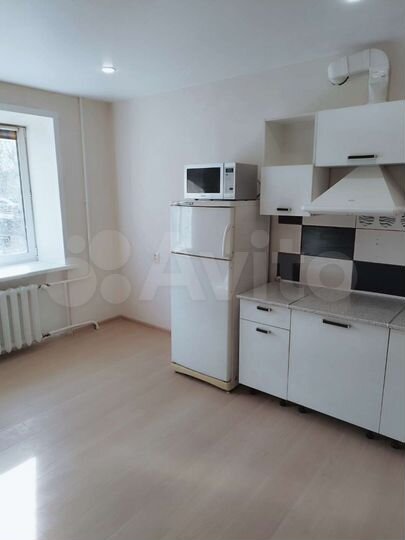 Комната 12,3 м² в 1-к., 1/5 эт.