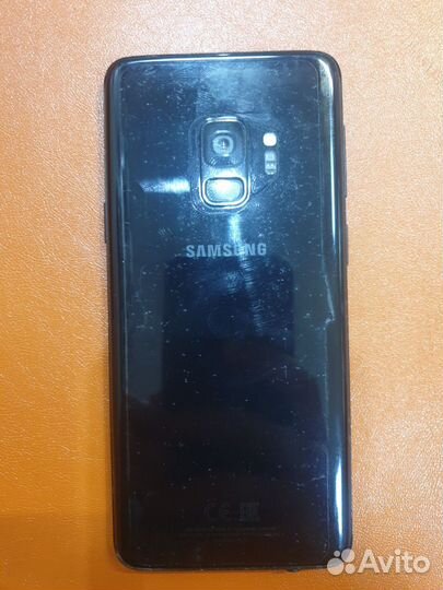 Samsung Galaxy S9, 4/64 ГБ