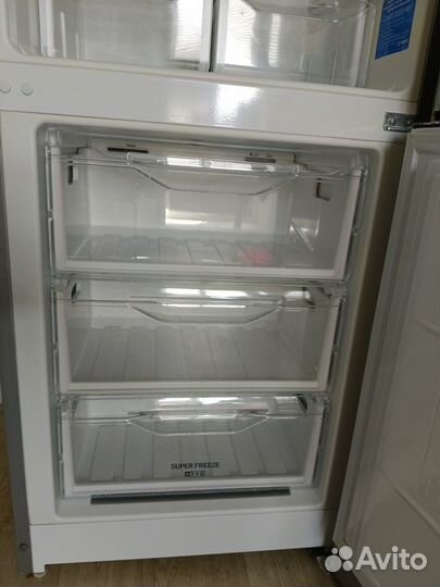 Холодильник бу indesit DF5180S