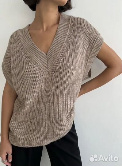 Жилет Новый