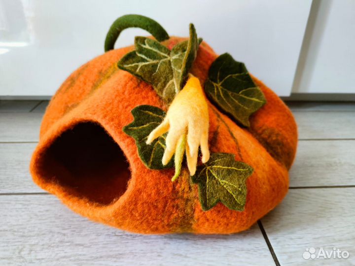 Домик лежанка для кошки