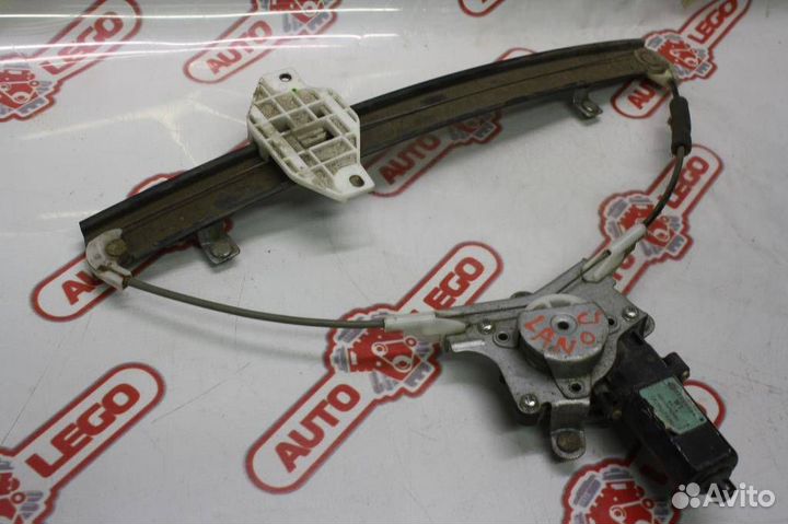 Стеклоподъемник электрический передний правый