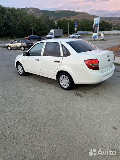 Передний бампер priora 2