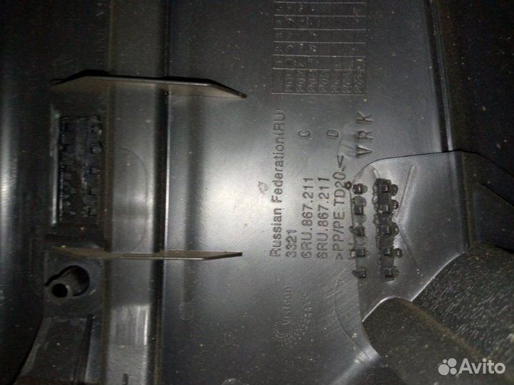 Обшивка боковой двери задняя левая Volkswagen Polo