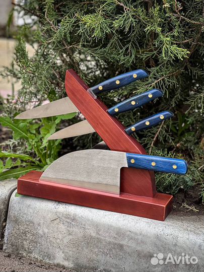 Набор кухонных ножей с подставкой