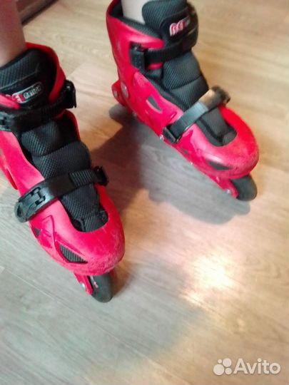 Роликовые коньки