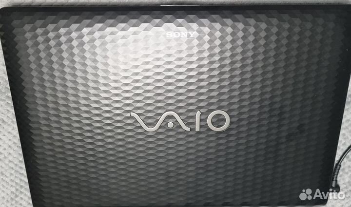 Ноутбук Sony Vaio i3