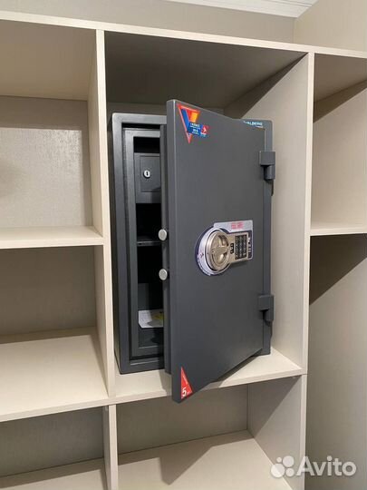 Огневзломостойкий сейф valberg гарант 67 T EL