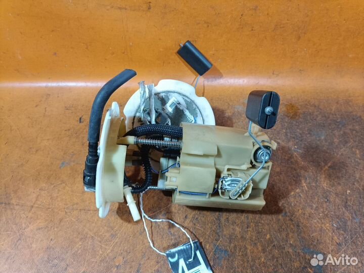 Бензонасос Nissan Serena FNC26