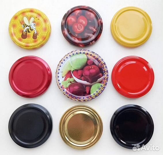 Стеклянные банки и крышки в ассортименте