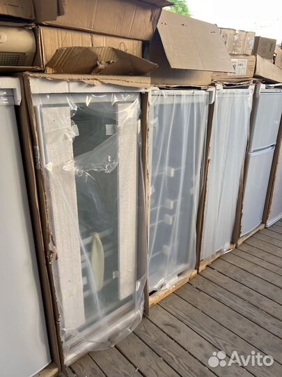 Холодильник Атлант для напитков 145 см