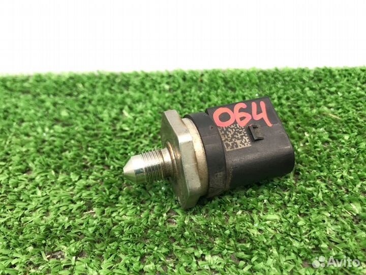 Датчик давления топлива Audi A4 B8 CDH