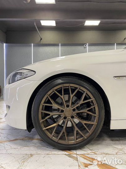 Колеса на BMW/Tesla Quantum44 SFF-2, разношир